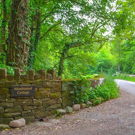 Monkwood * Hale (Cumbria)